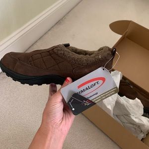 NWT l.l. Bean zip up slippers